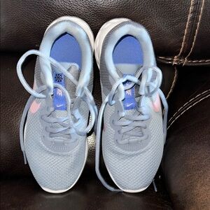 Nike Women's light blue and Pink Sneakers